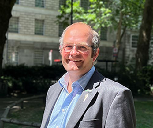 Tom Bradshaw